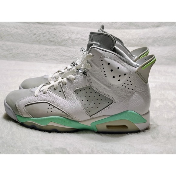 Nike Air Jordan 6 Retro 'Mint Foam' DQ4914-103 Men's 9.5 / Women's 11 Shoes - Picture 2 of 15